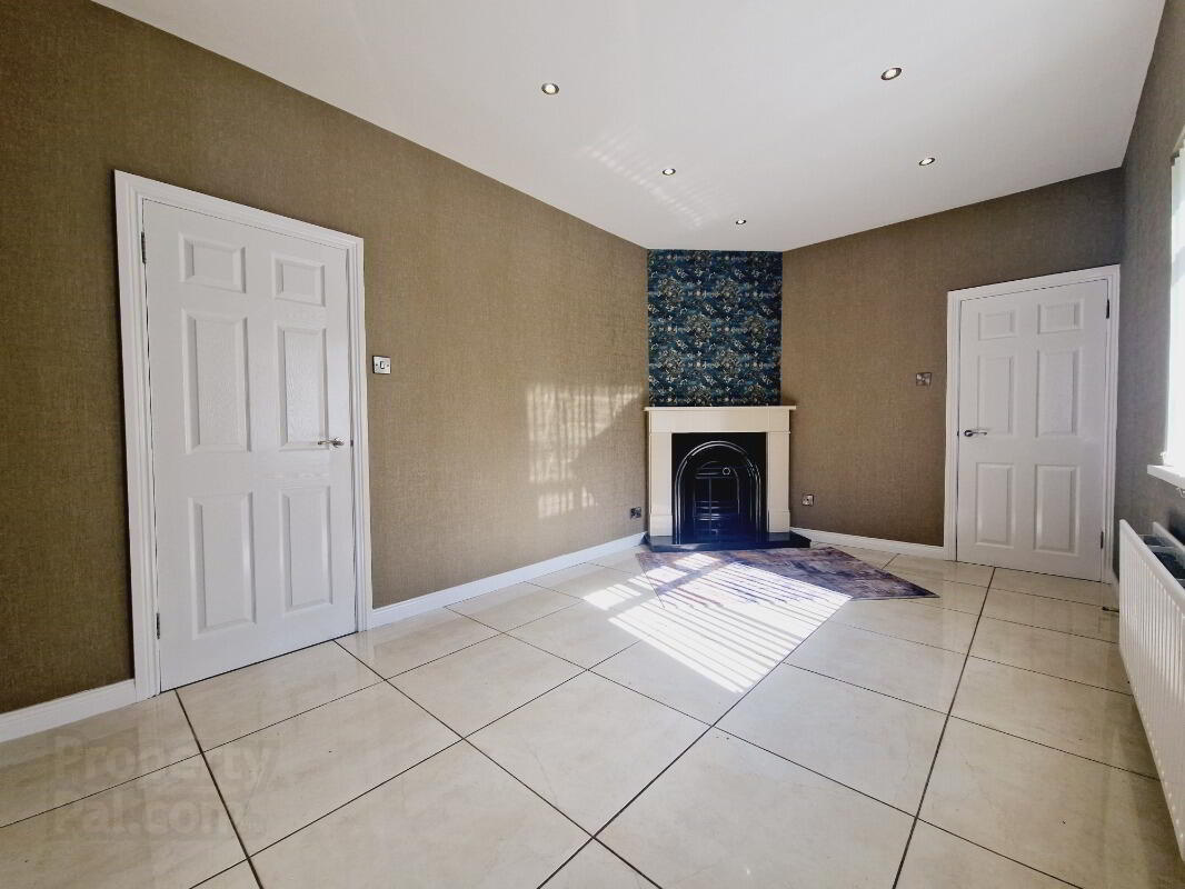 9 Ardmore Drive 7 of 17