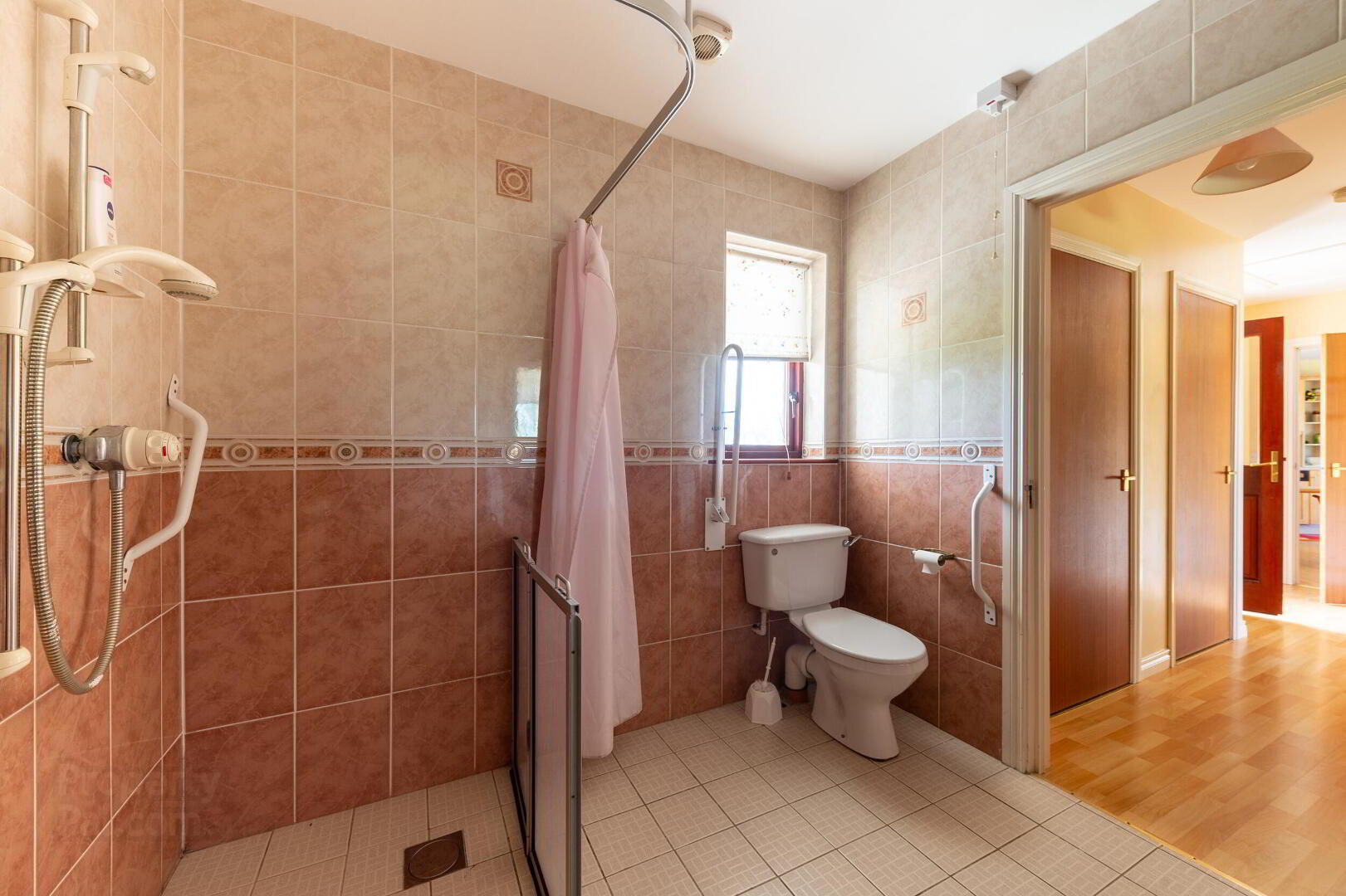 Lough Cowey Lodge, 9 Lough Cowey Road 53 of 58