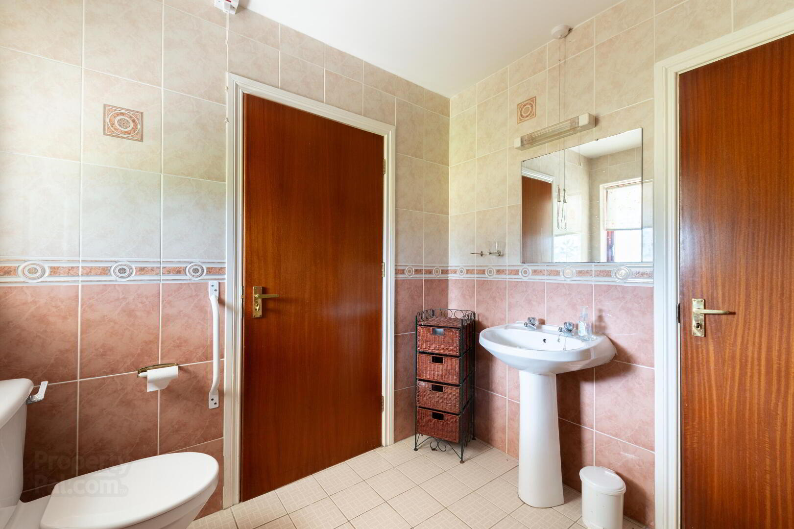 Lough Cowey Lodge, 9 Lough Cowey Road 54 of 58