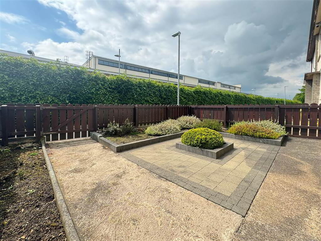 63 Greenvale Park 20 of 21
