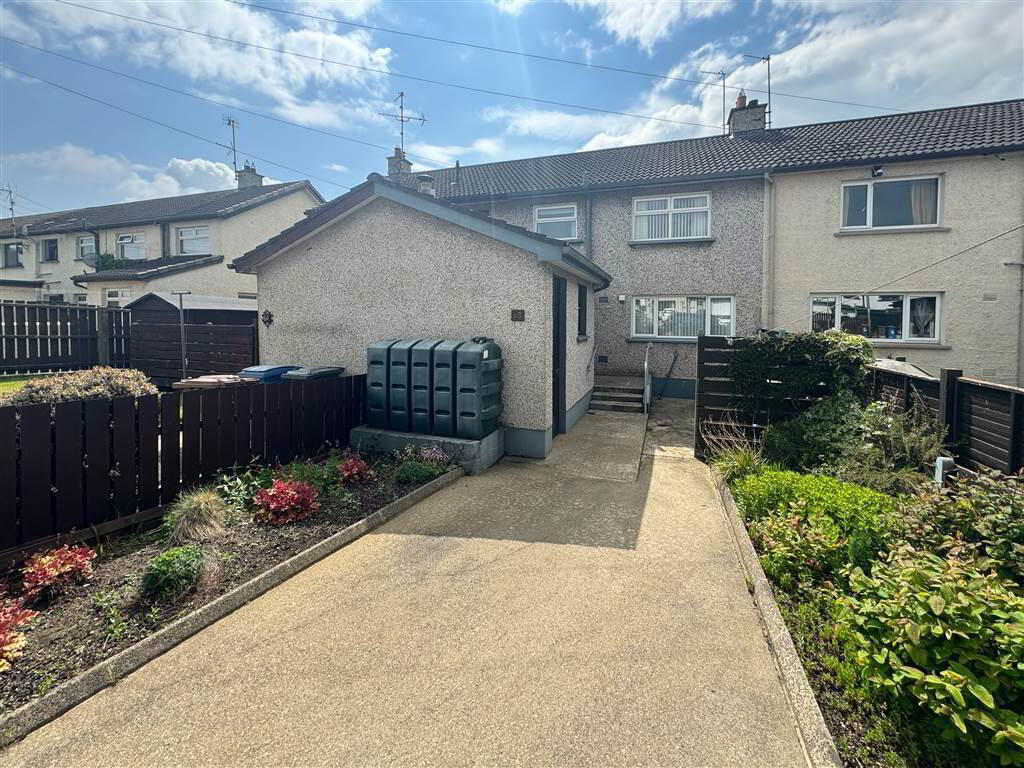63 Greenvale Park 18 of 21