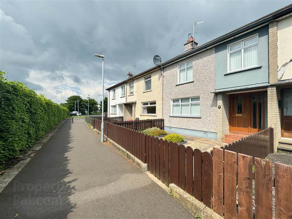 63 Greenvale Park 21 of 21
