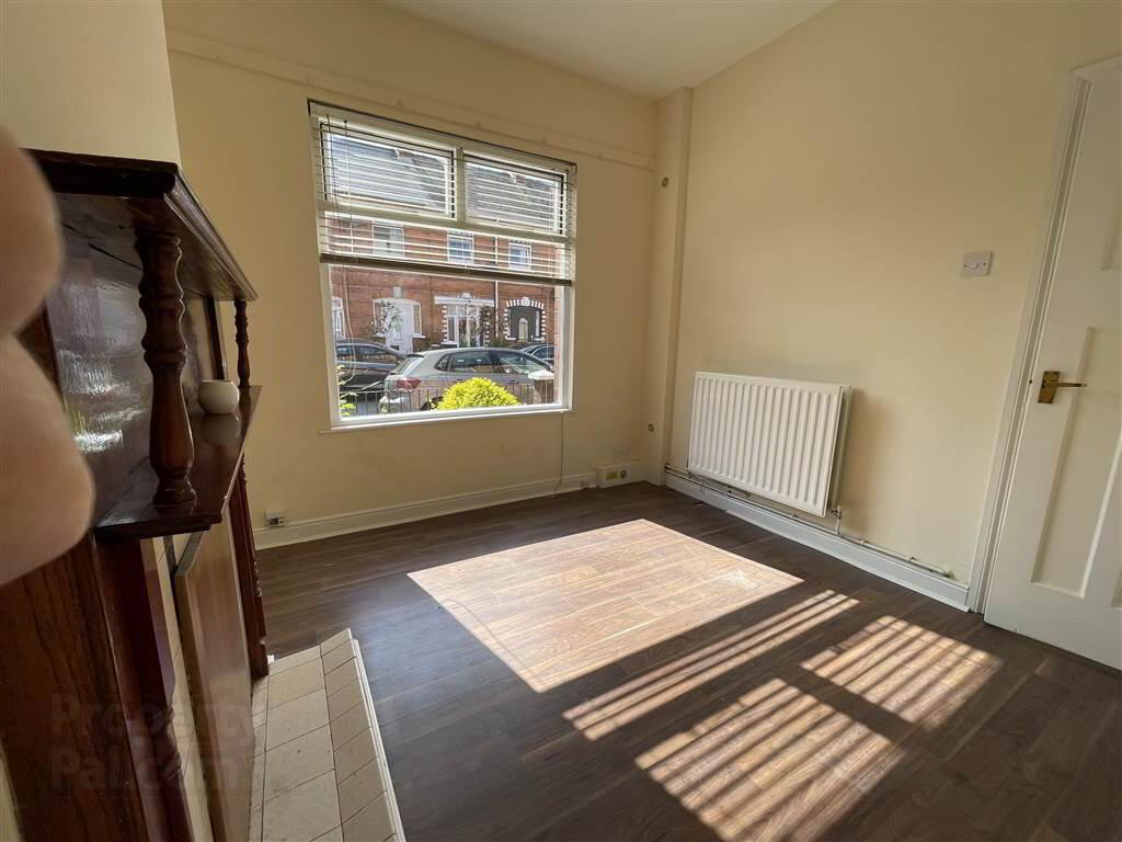 38 Iveagh Drive 5 of 20