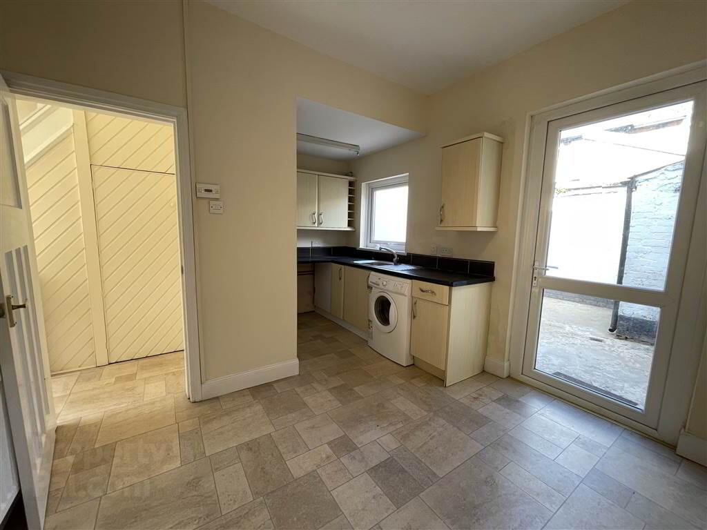 38 Iveagh Drive 8 of 20