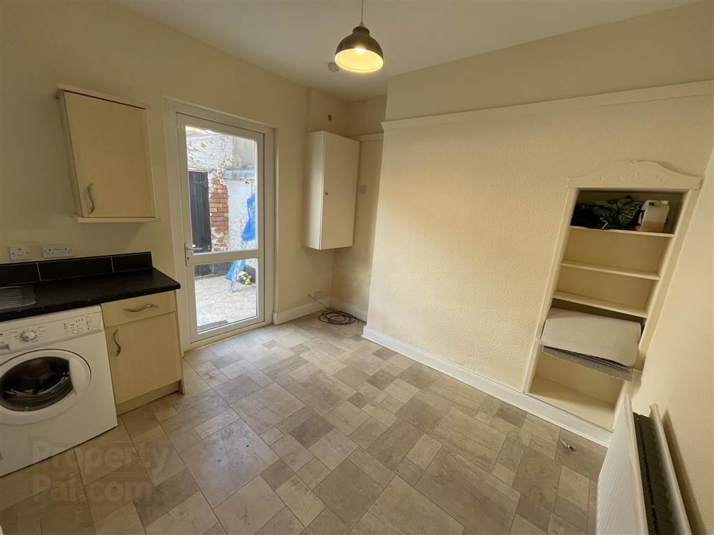 38 Iveagh Drive 7 of 20
