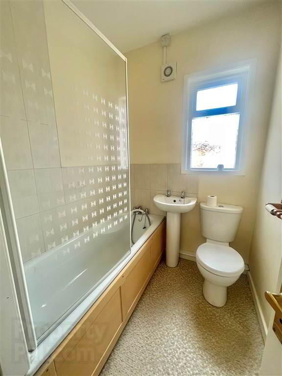 38 Iveagh Drive 19 of 20