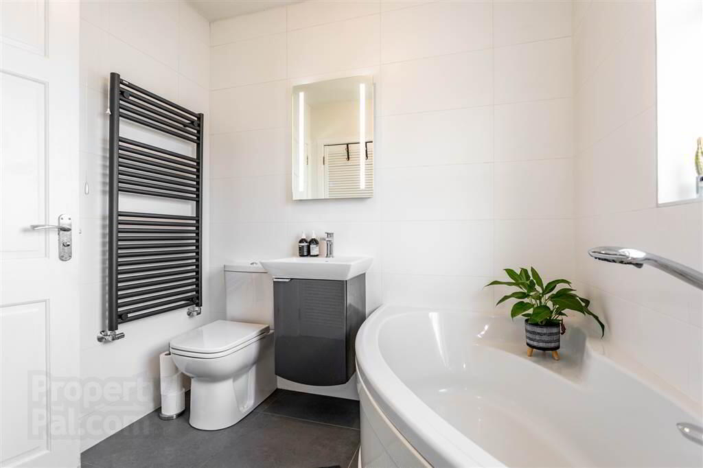28 Gracefield 34 of 39