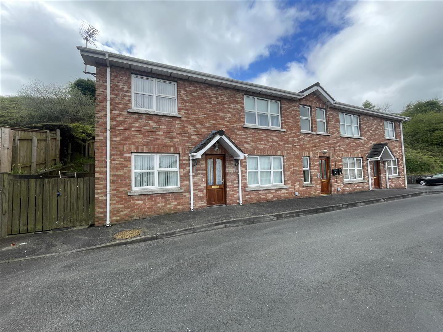 property description image