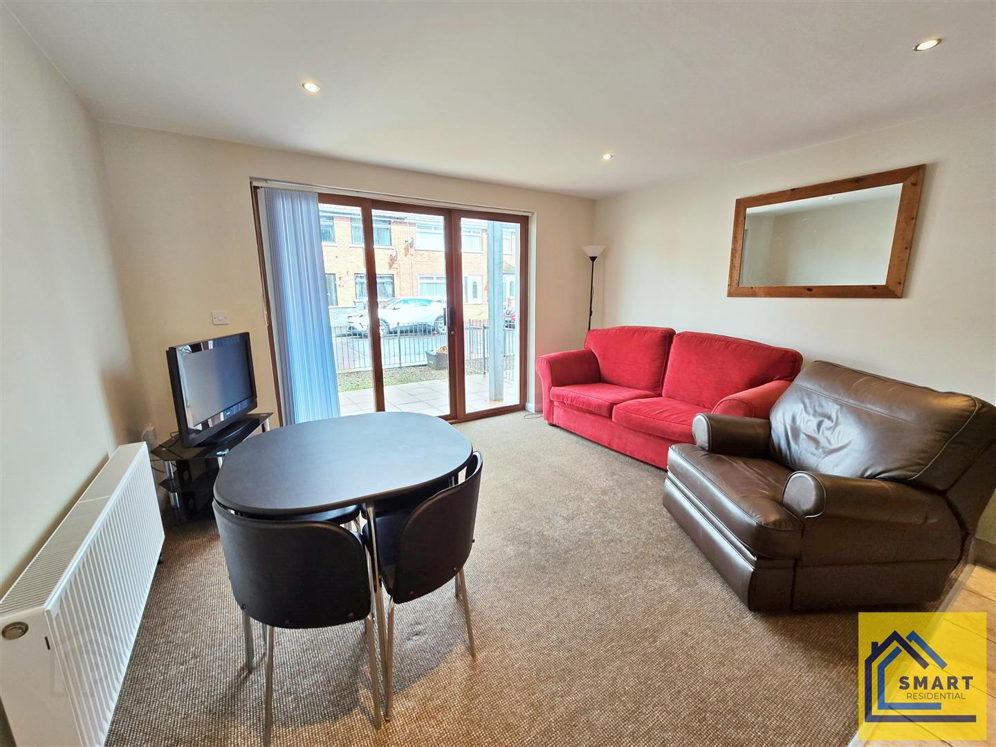 Apt 3, Scotts Gate 4 of 12