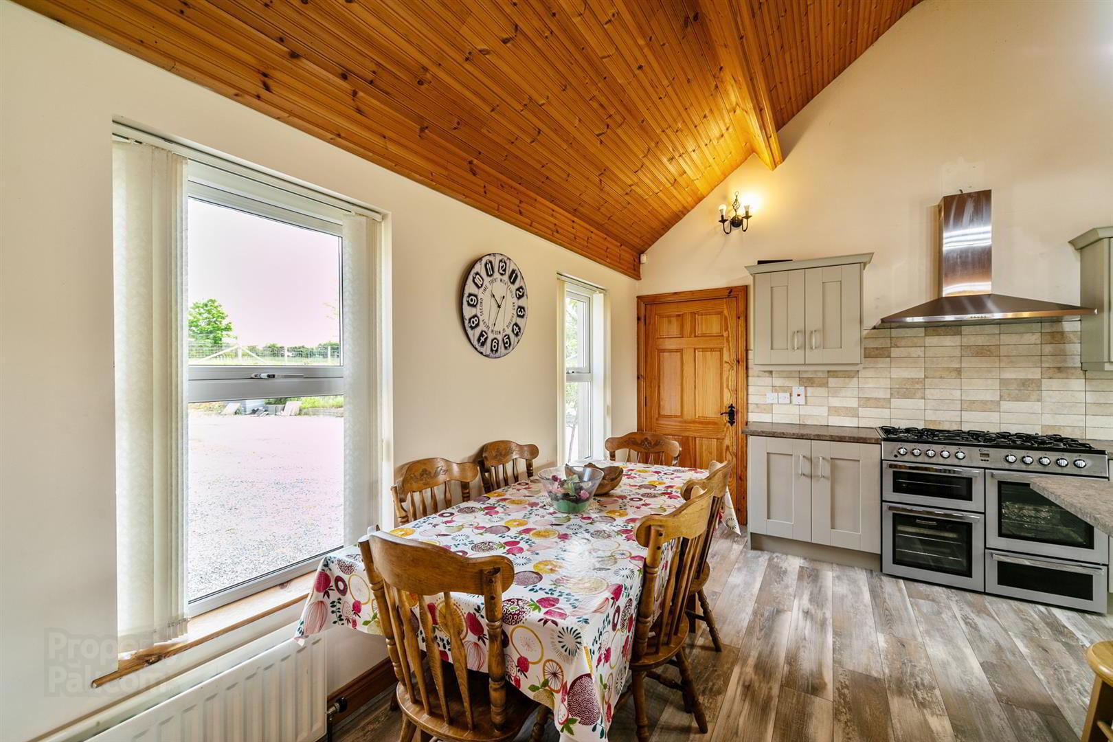 4 Mossvale Road 11 of 38