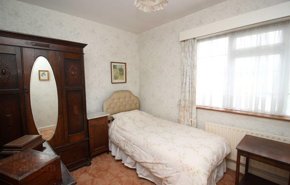 8 Meadow Court 30 of 52