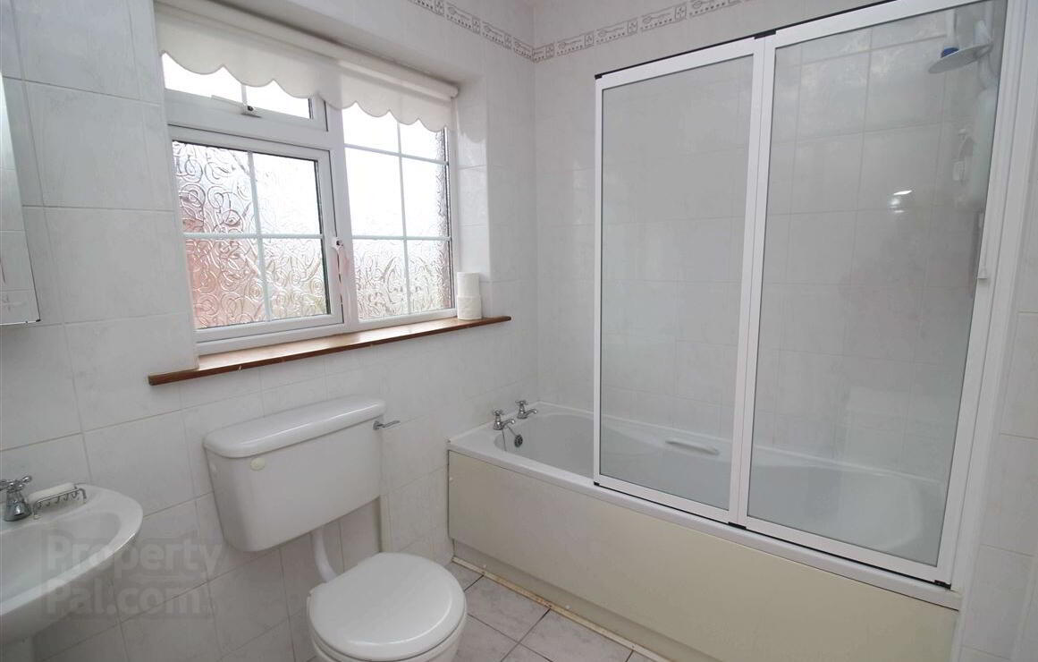 8 Meadow Court 33 of 52