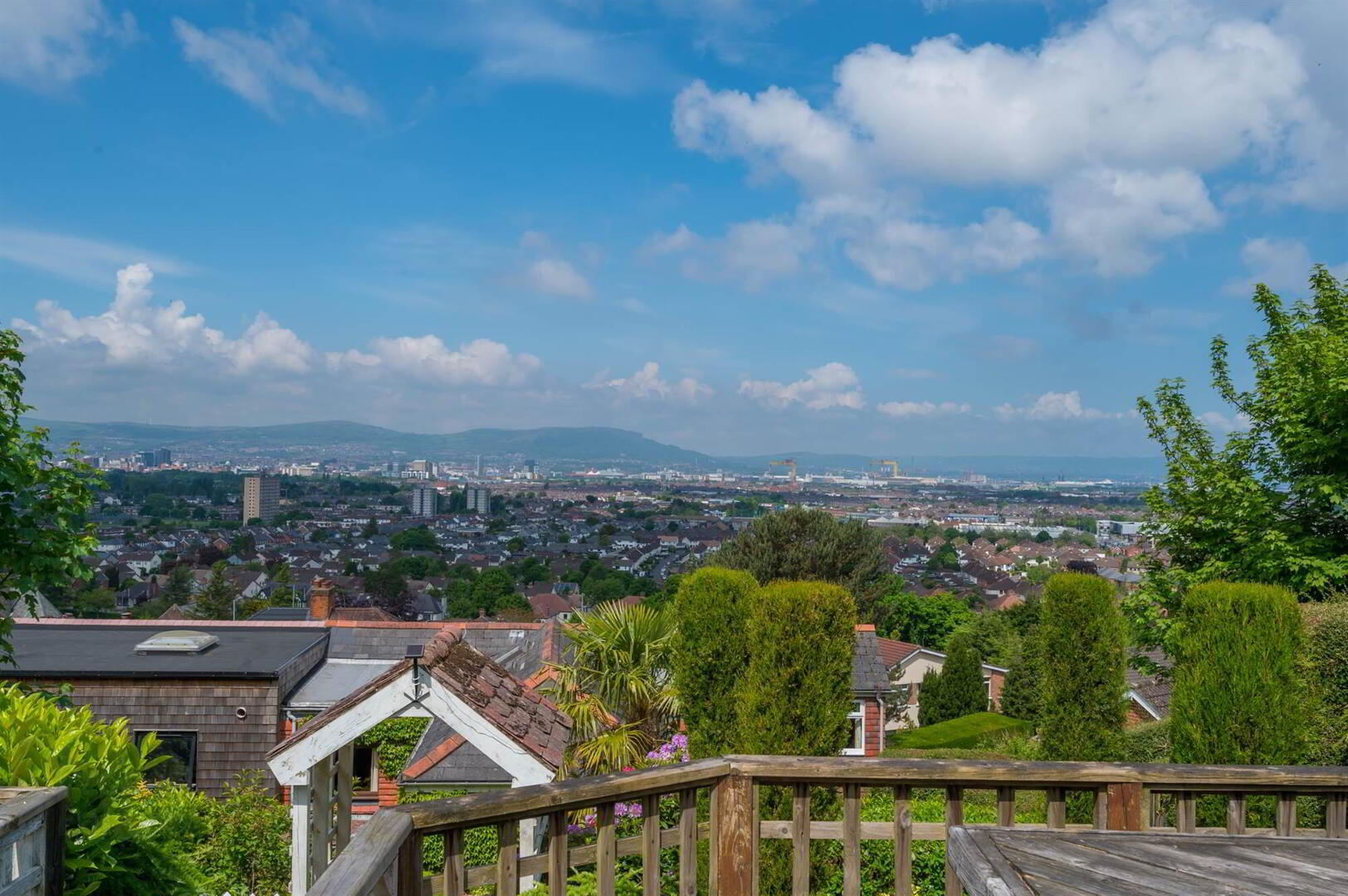15 Lancedean Road 43 of 46