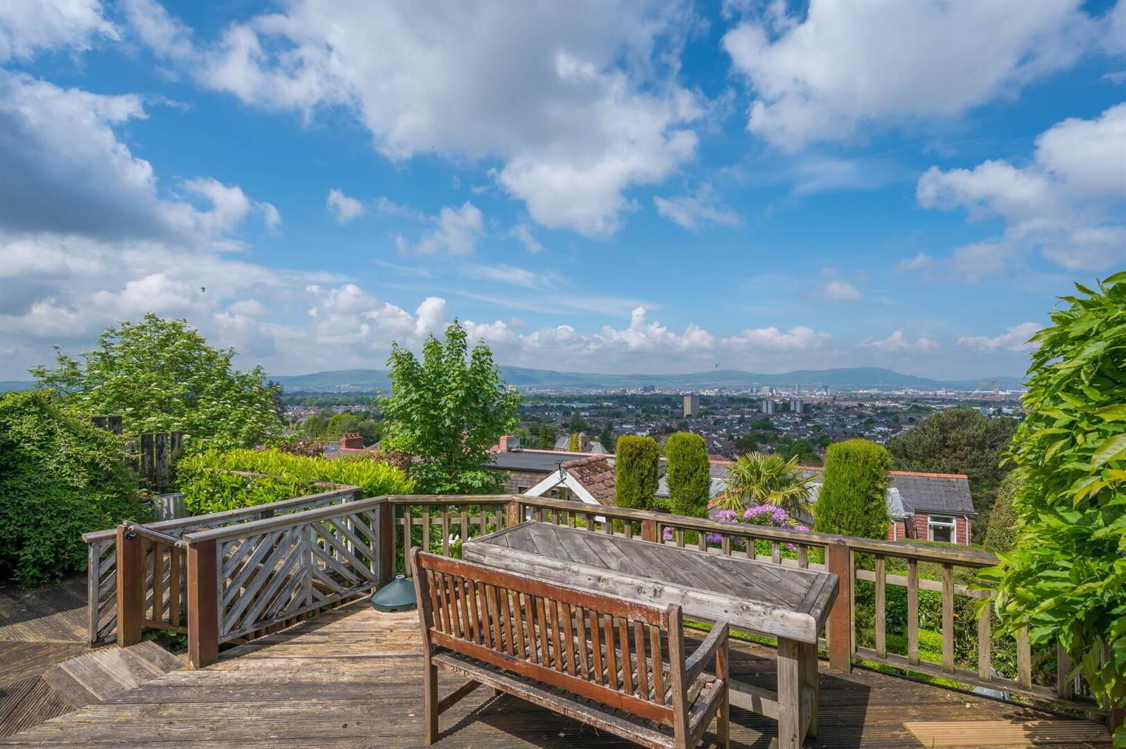 15 Lancedean Road 41 of 46