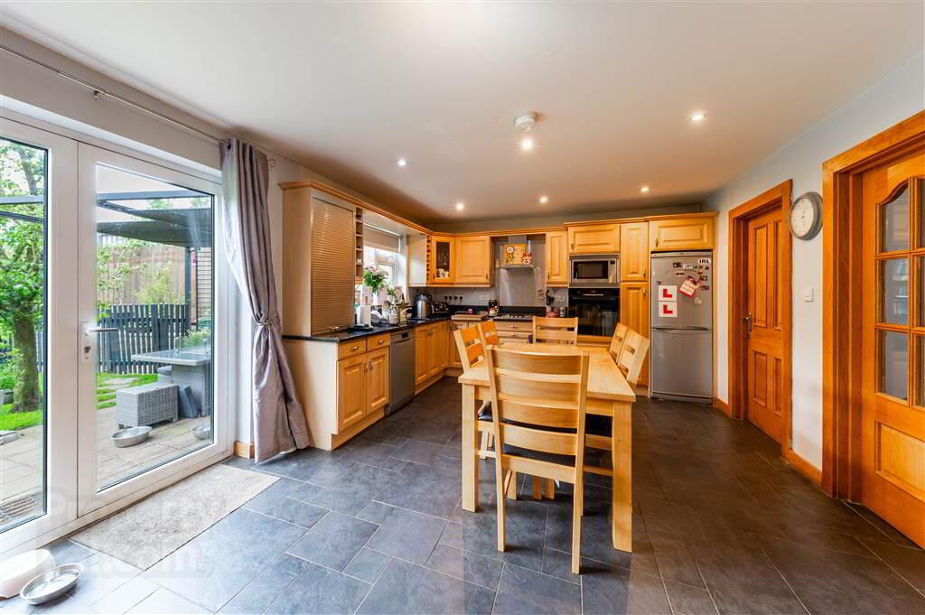 1 Cois Cluana Park 8 of 25