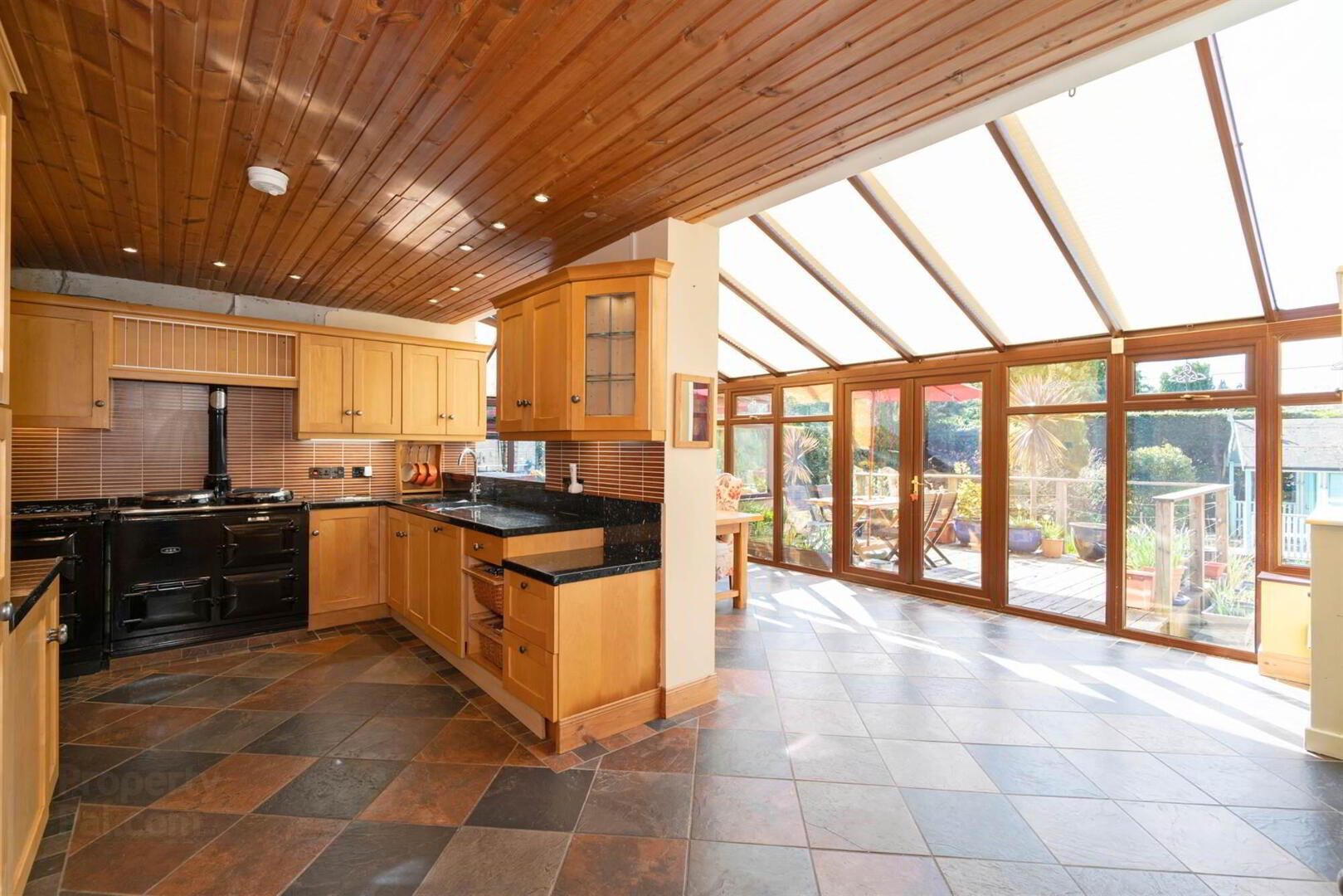 4 Edinburgh Avenue 6 of 35