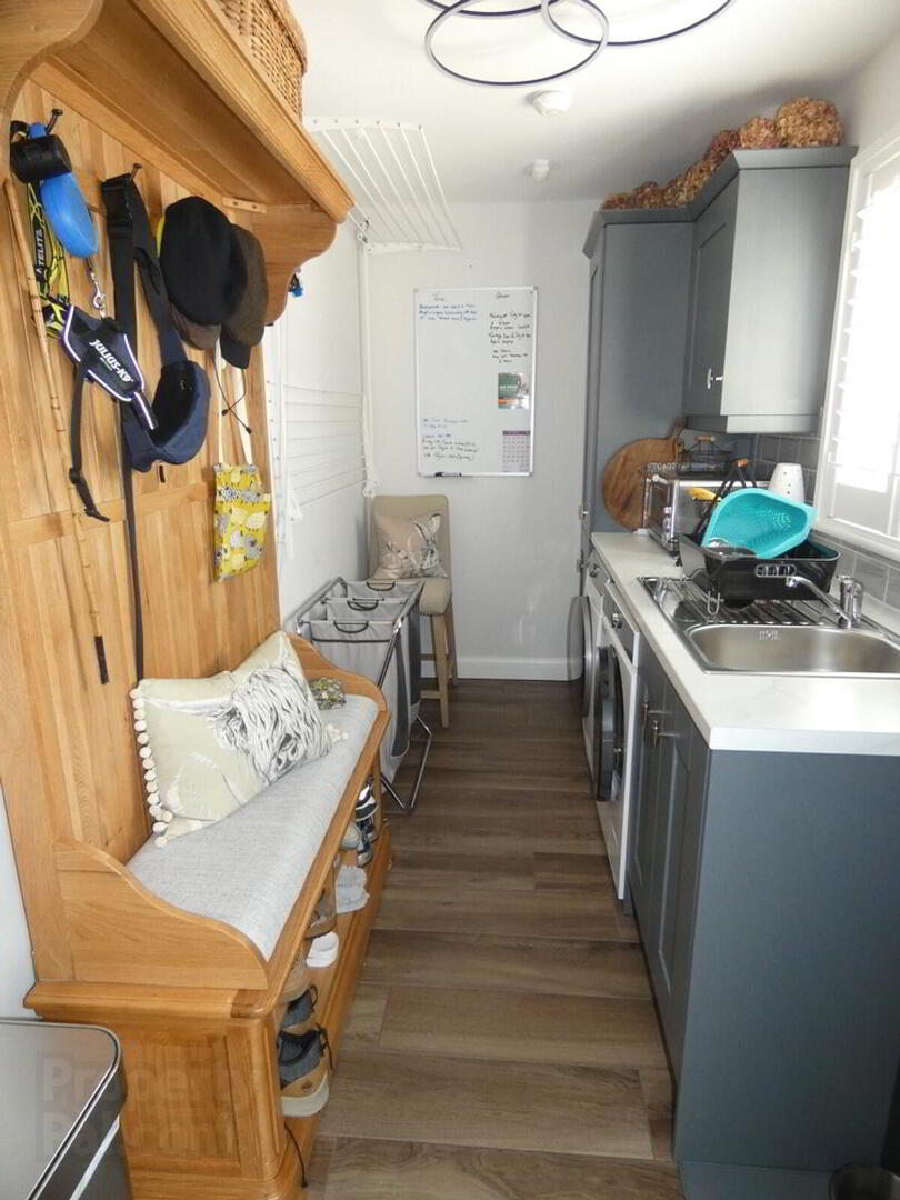 2 Paddock Lane 18 of 46