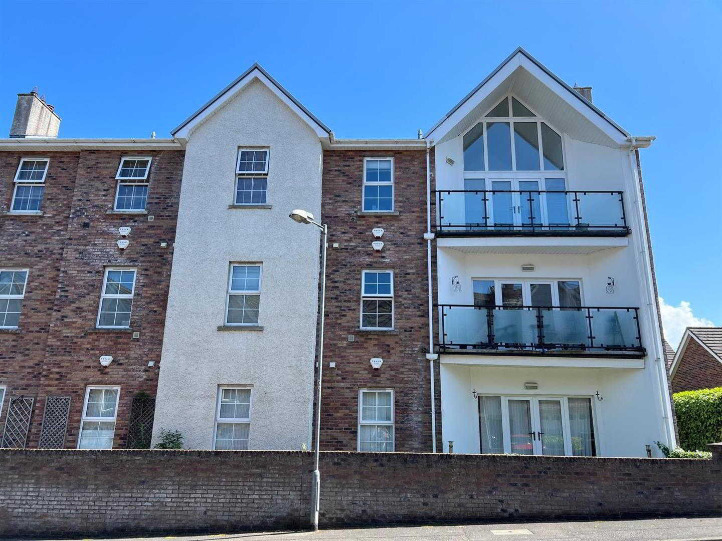 52 Waterfoot Park, L'Derry