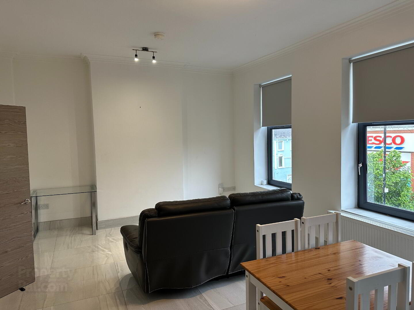 Unit A, 57 Strand Road 3 of 9