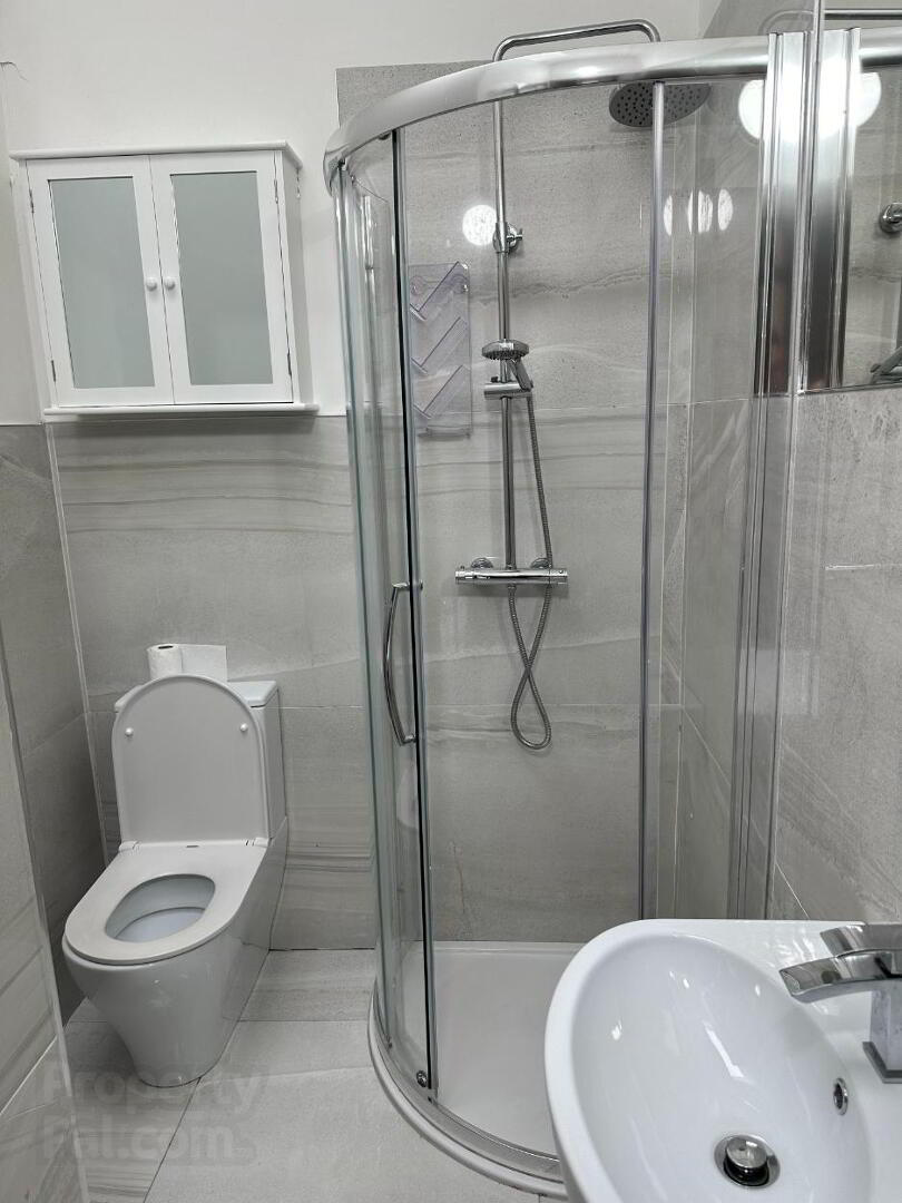 Unit A, 57 Strand Road 8 of 9