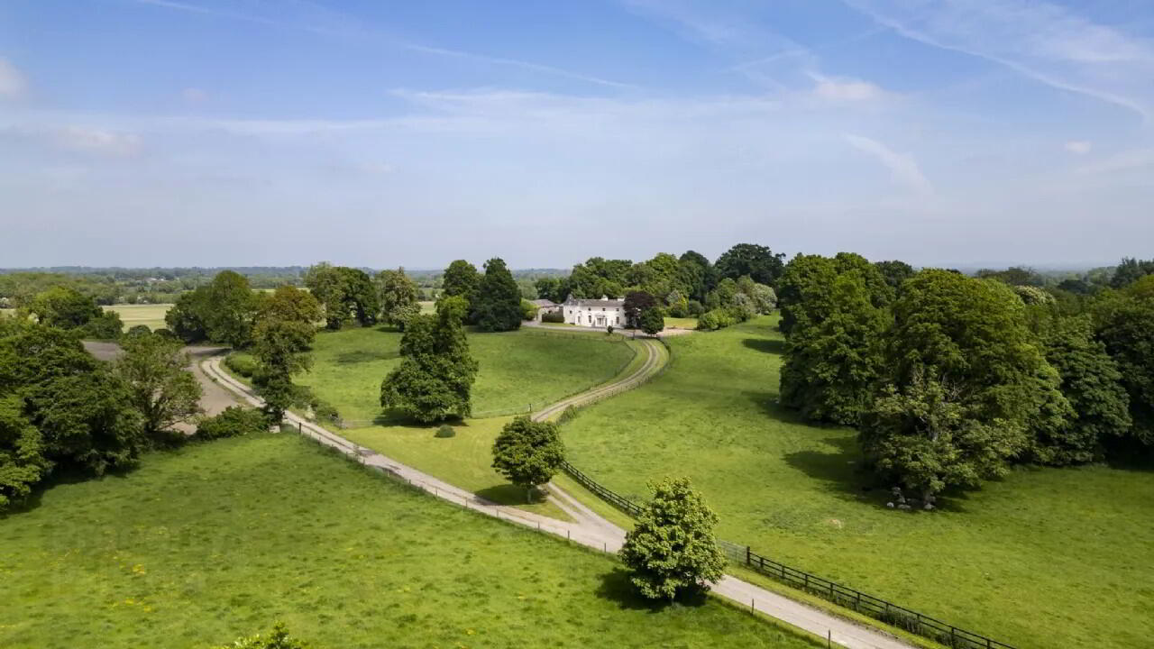 Tullyard House & Farm, On Approx, 76.4 Hec (189 Acres)