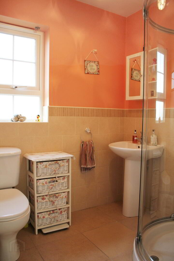 47 Summerhill Brae 4 of 4