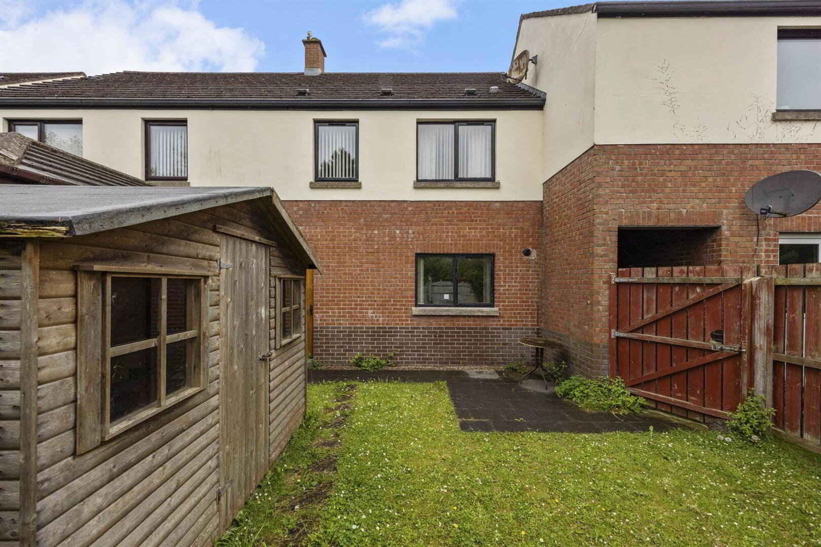 8 Greenedge Court 15 of 15