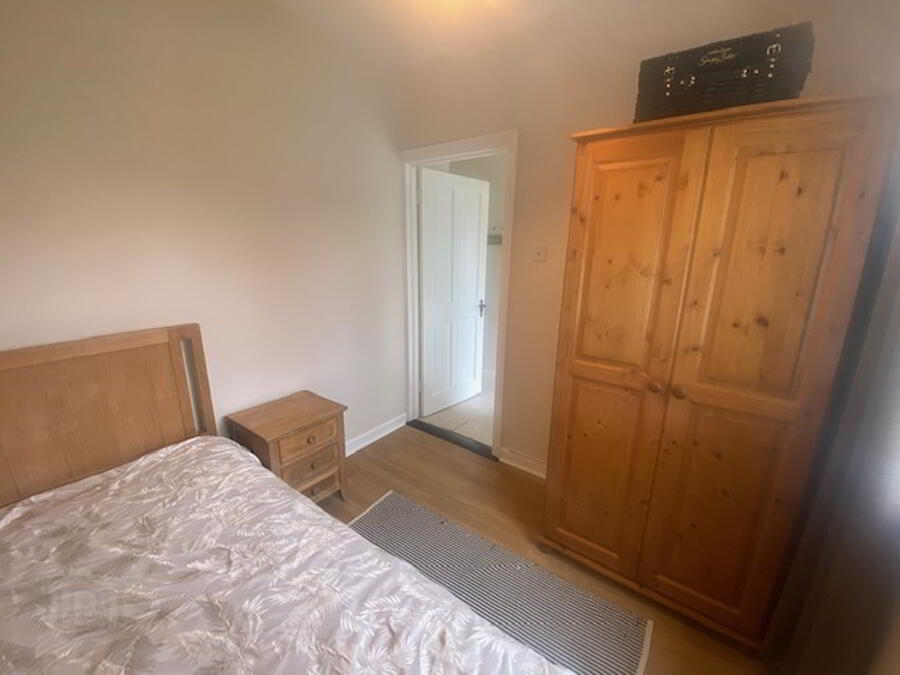 26 Saint Oliver's Park 9 of 11