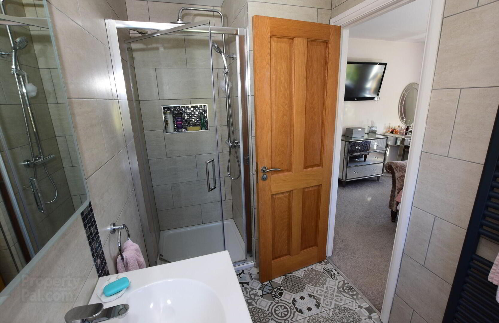36 Bartley's Wood 18 of 33
