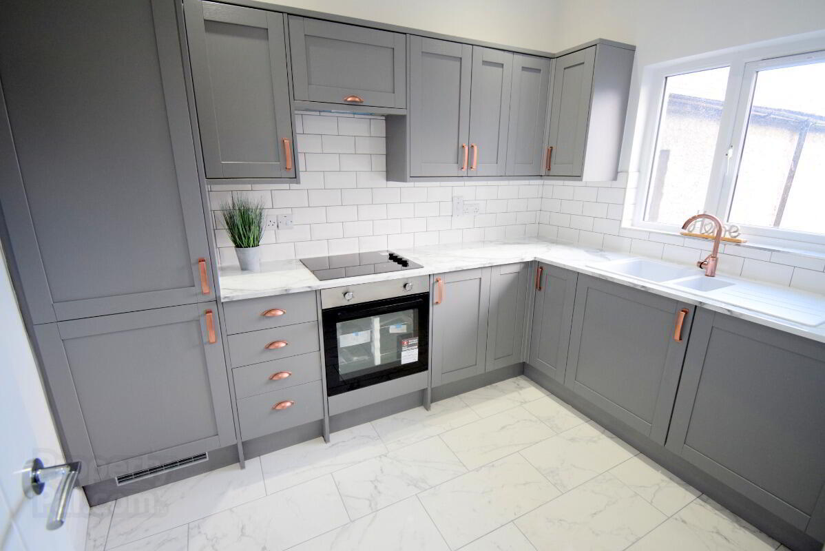 Flat 3, 38 Dufferin Avenue 4 of 8