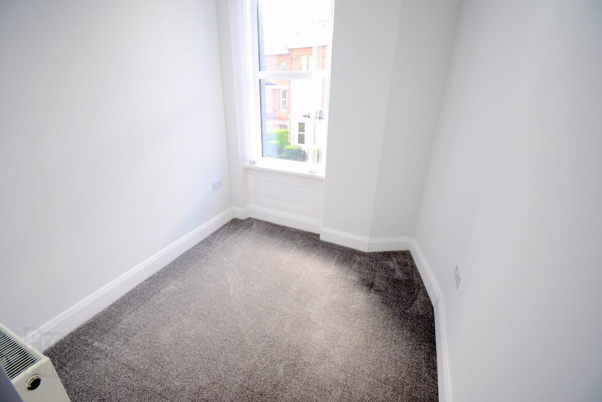Flat 3, 38 Dufferin Avenue 8 of 8