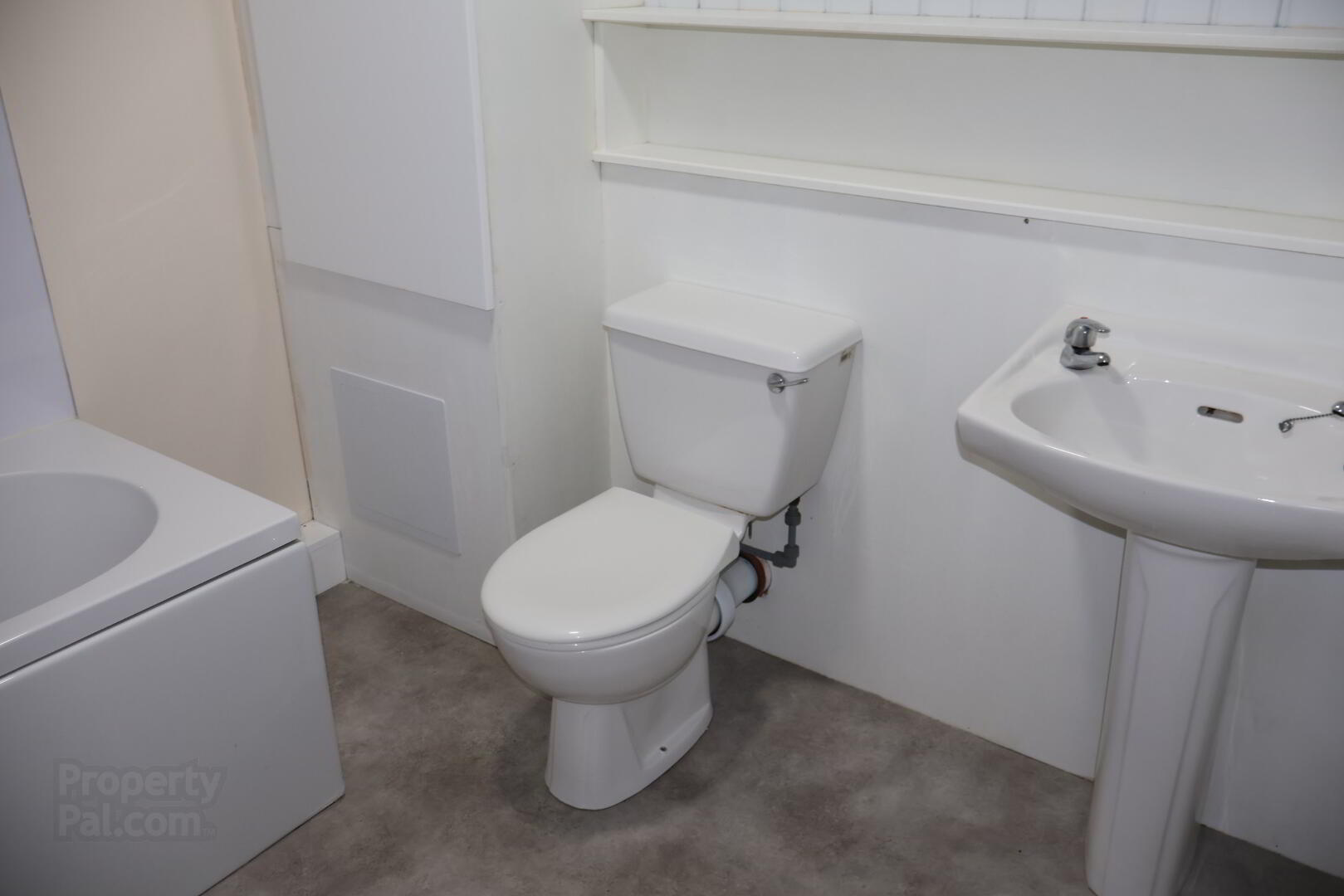 4c Lodge Court 8 of 11