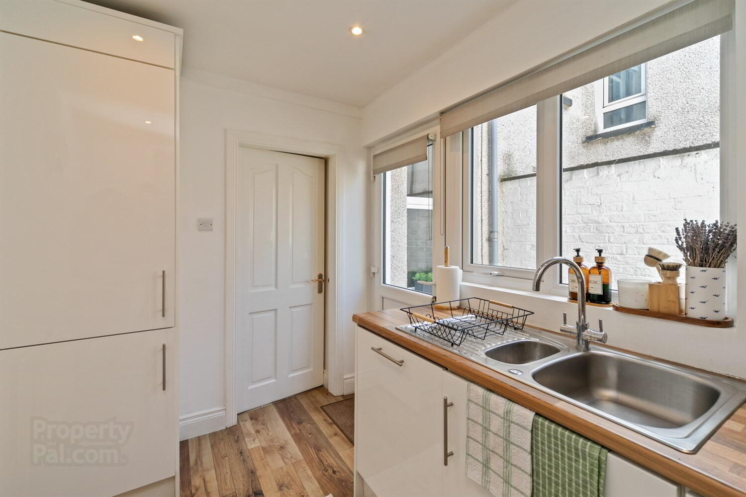 49 Lisburn Avenue 7 of 13
