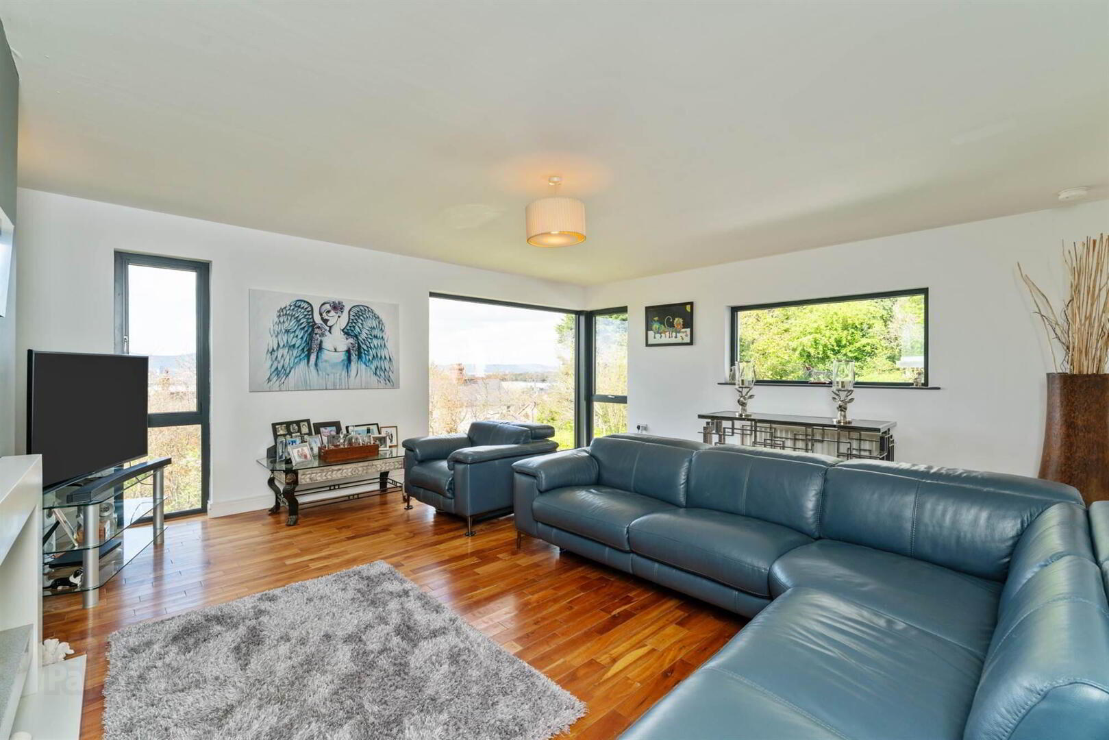 122a Upper Knockbreda Road 11 of 59