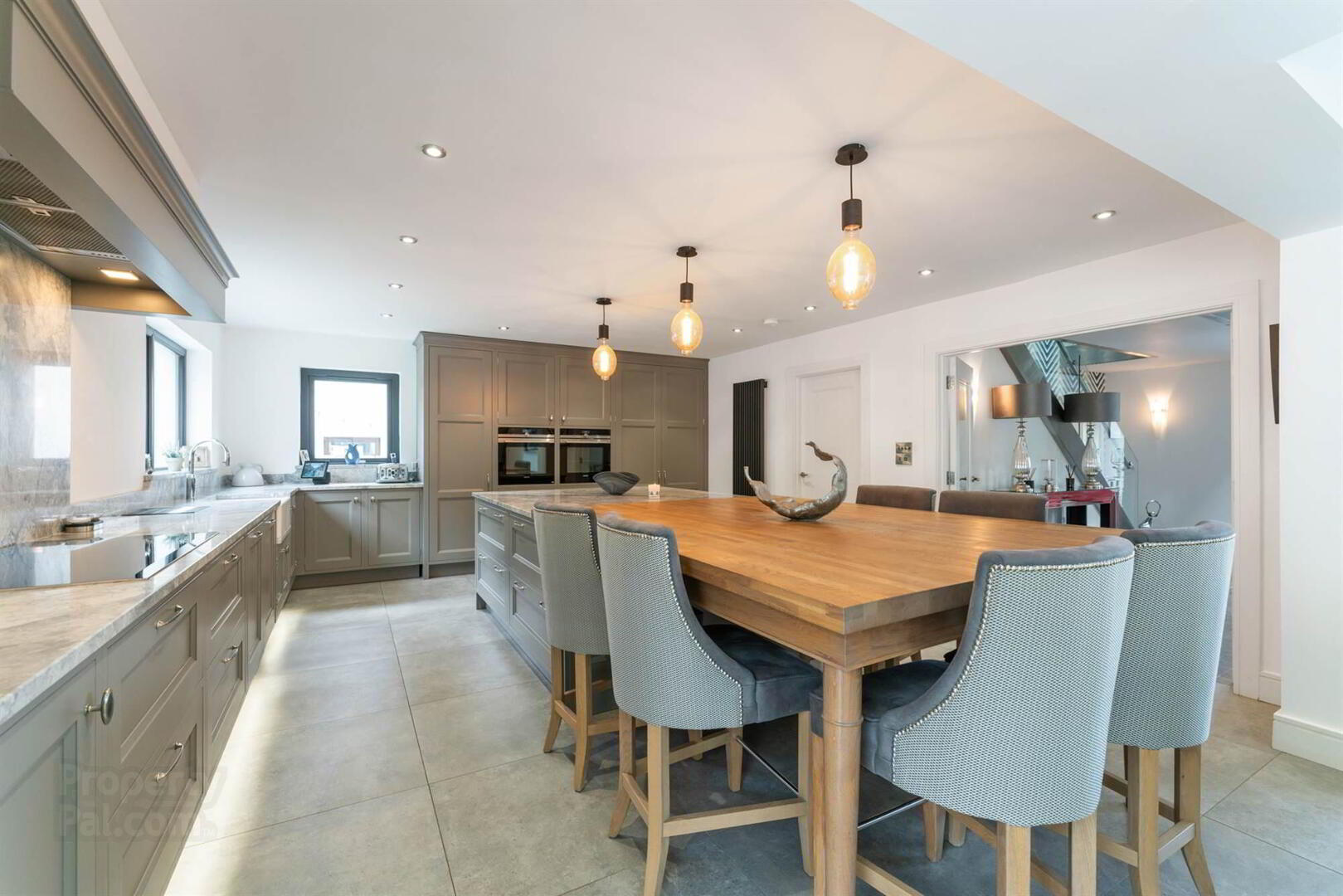 122a Upper Knockbreda Road 14 of 59