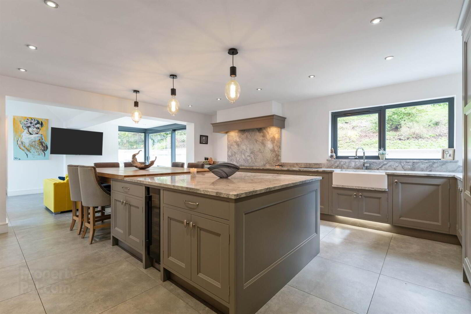 122a Upper Knockbreda Road 16 of 59