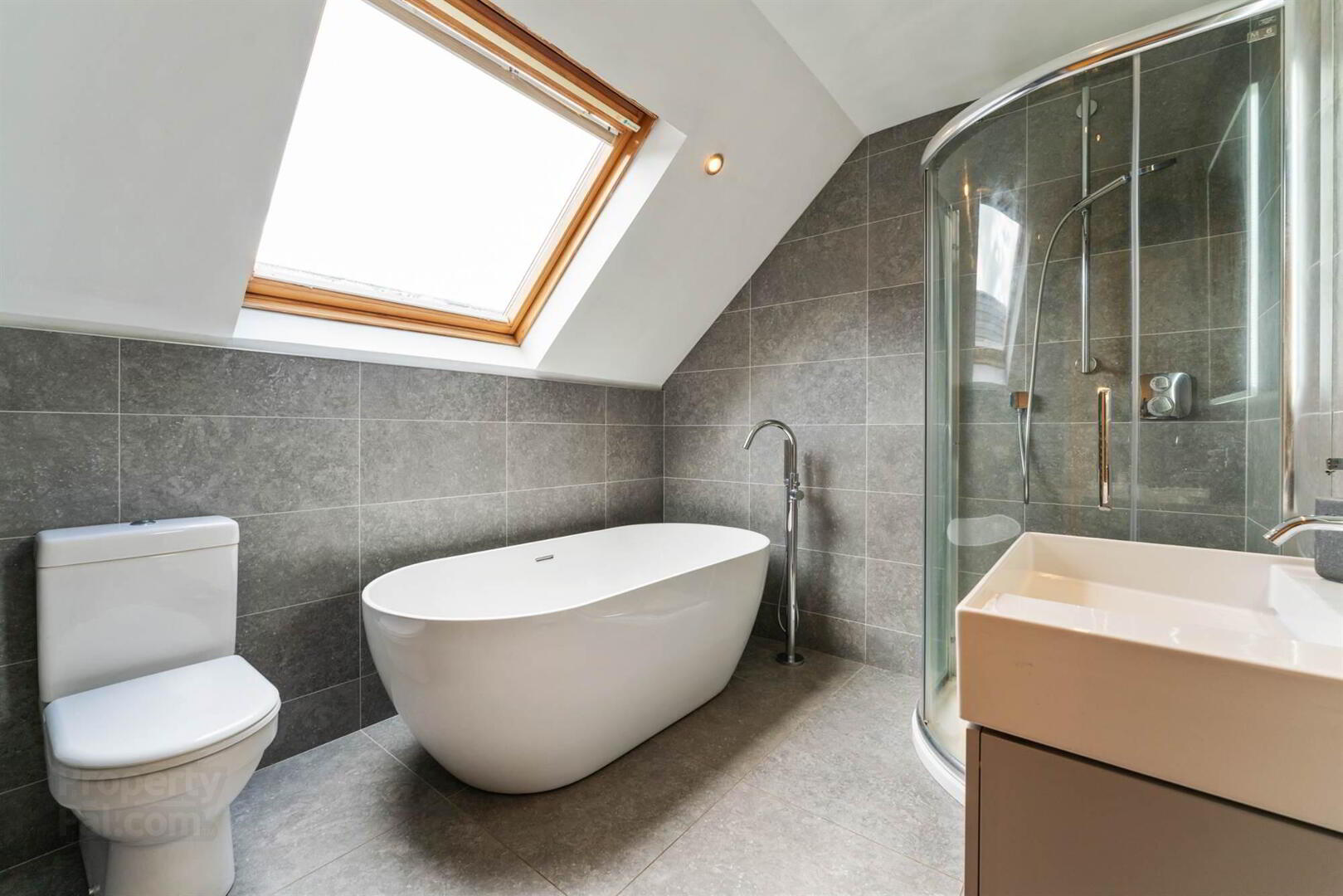 122a Upper Knockbreda Road 44 of 59