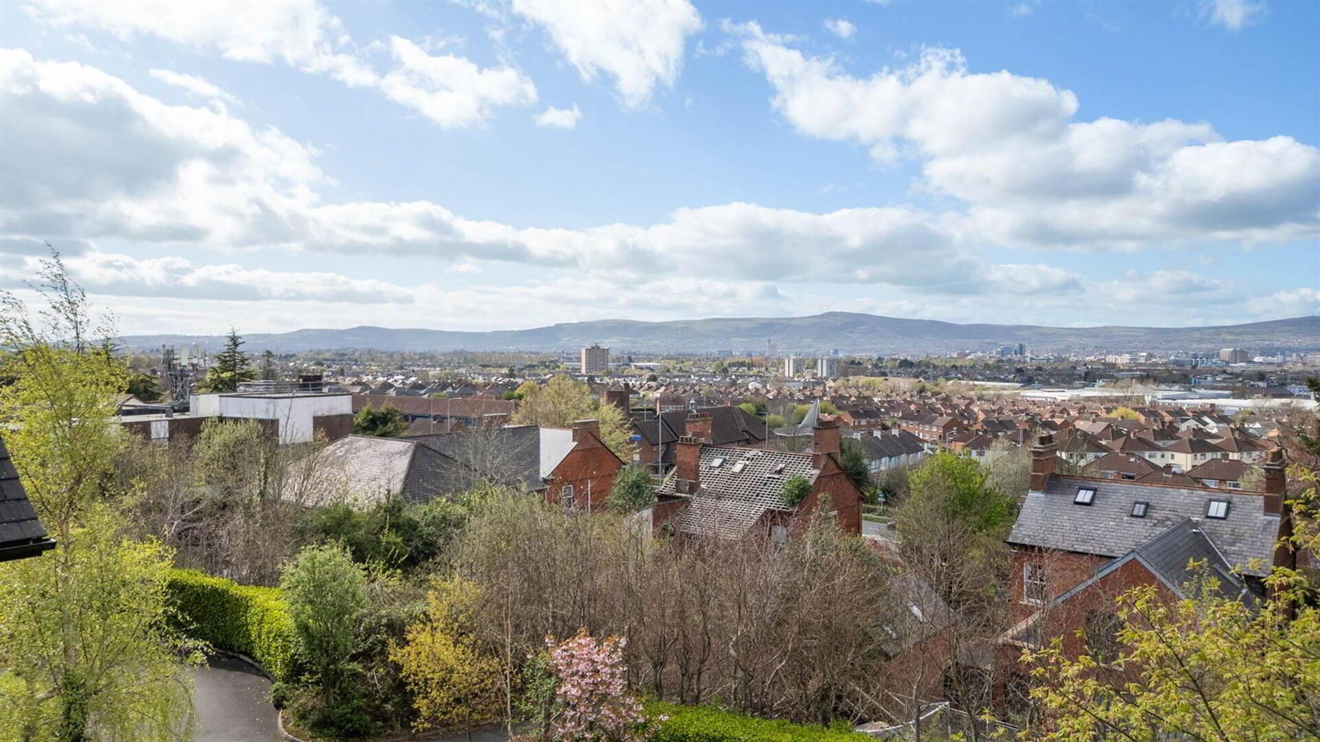 122a Upper Knockbreda Road 58 of 59