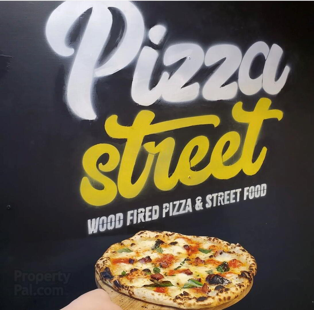 "Pizza Street", 95 Main Street