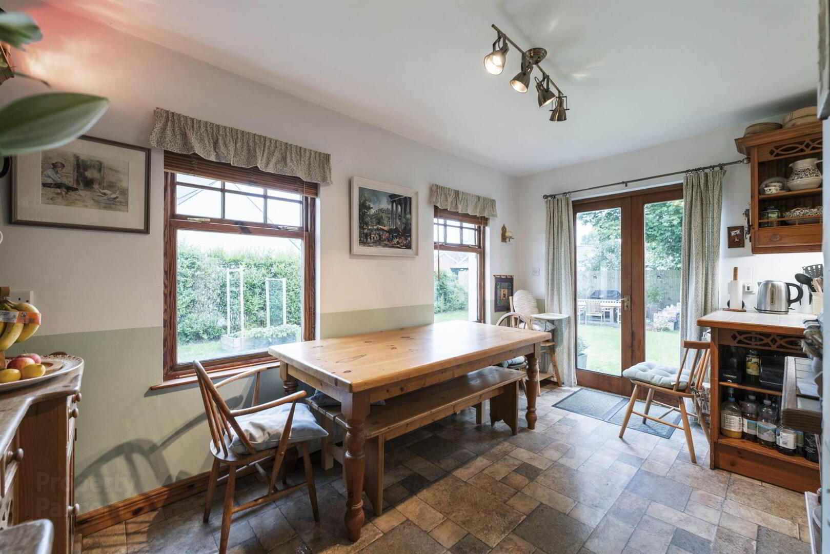 11 Ballymenoch Park 18 of 37