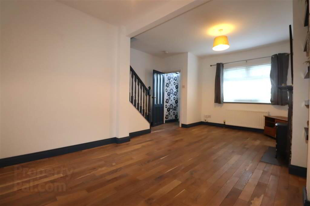 26 Hilden View 7 of 17