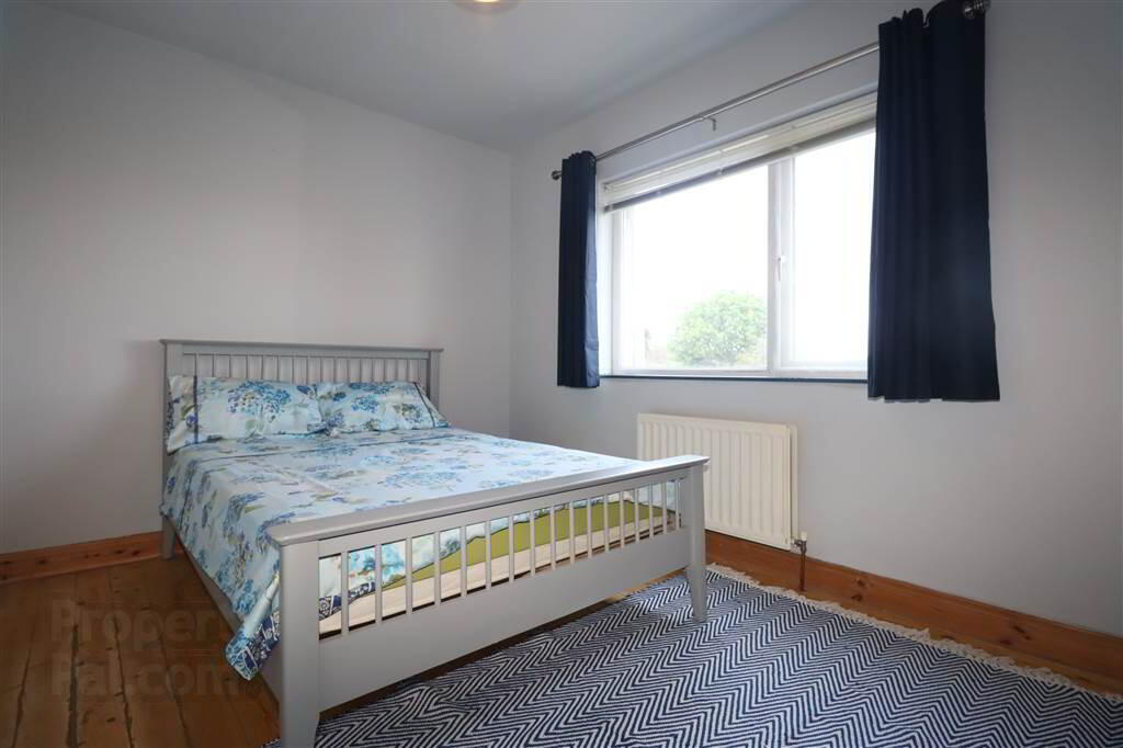 26 Hilden View 10 of 17