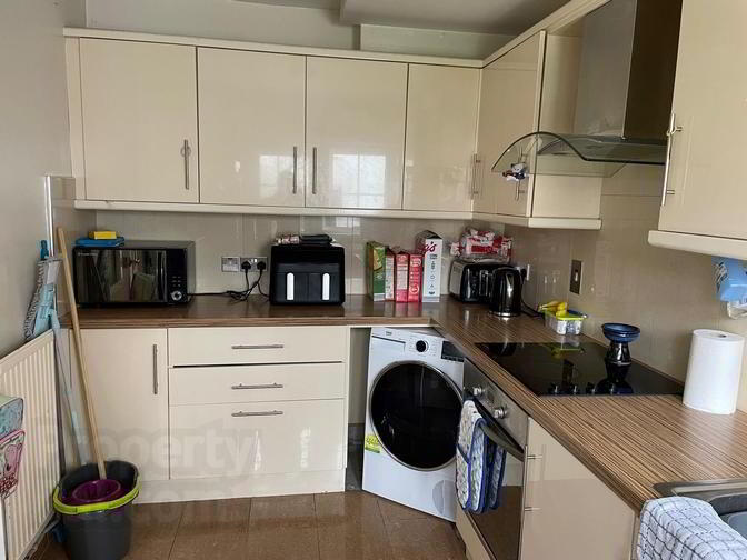 266 Lecky Road 5 of 11
