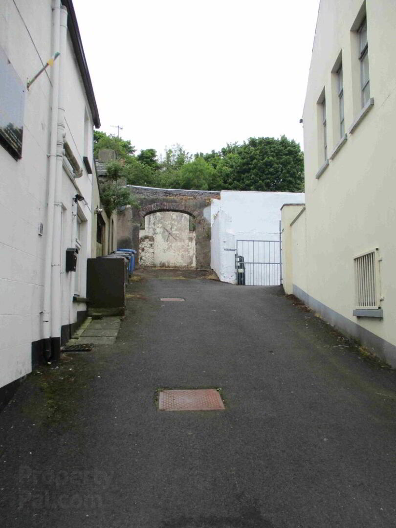 'Bake House', 9a High Street