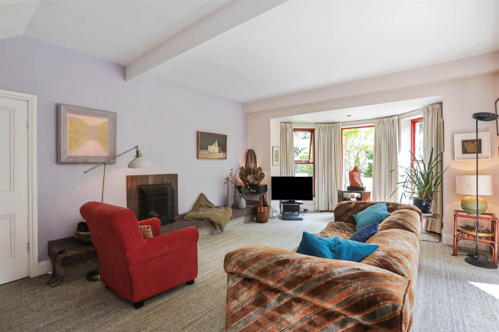 Chrome Hill Cottage, 10 Ballyskeagh Road 4 of 17