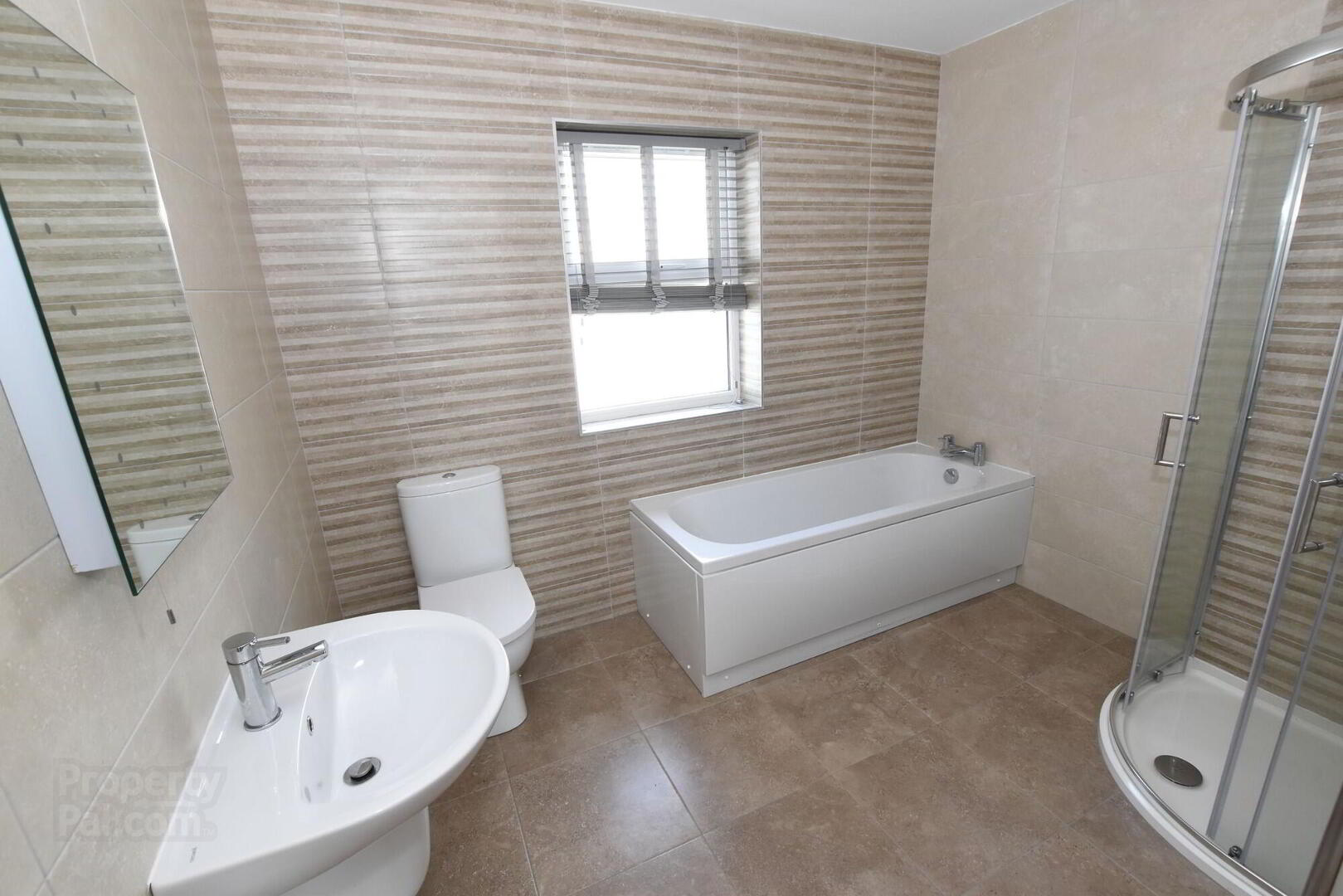 34 Rockfield Park 19 of 22