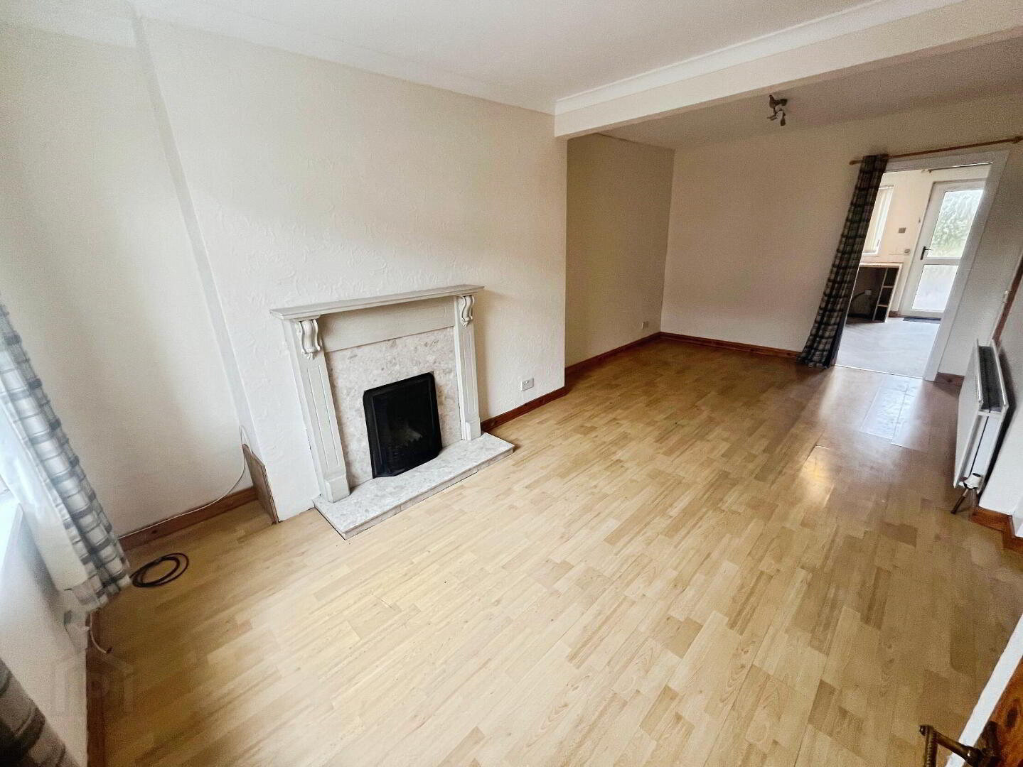 property description image
