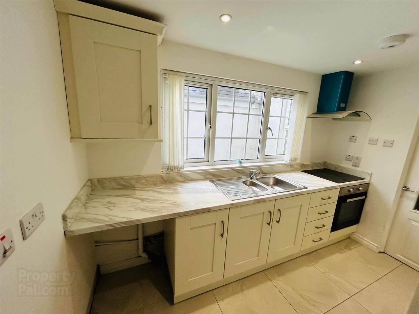 21 Mountjoy Street 8 of 18