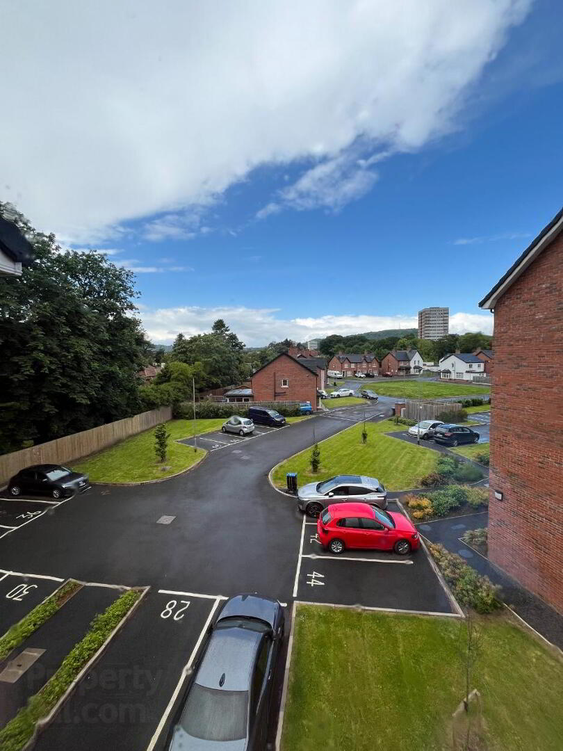 Unit 38, Loughshore Manor 17 of 23