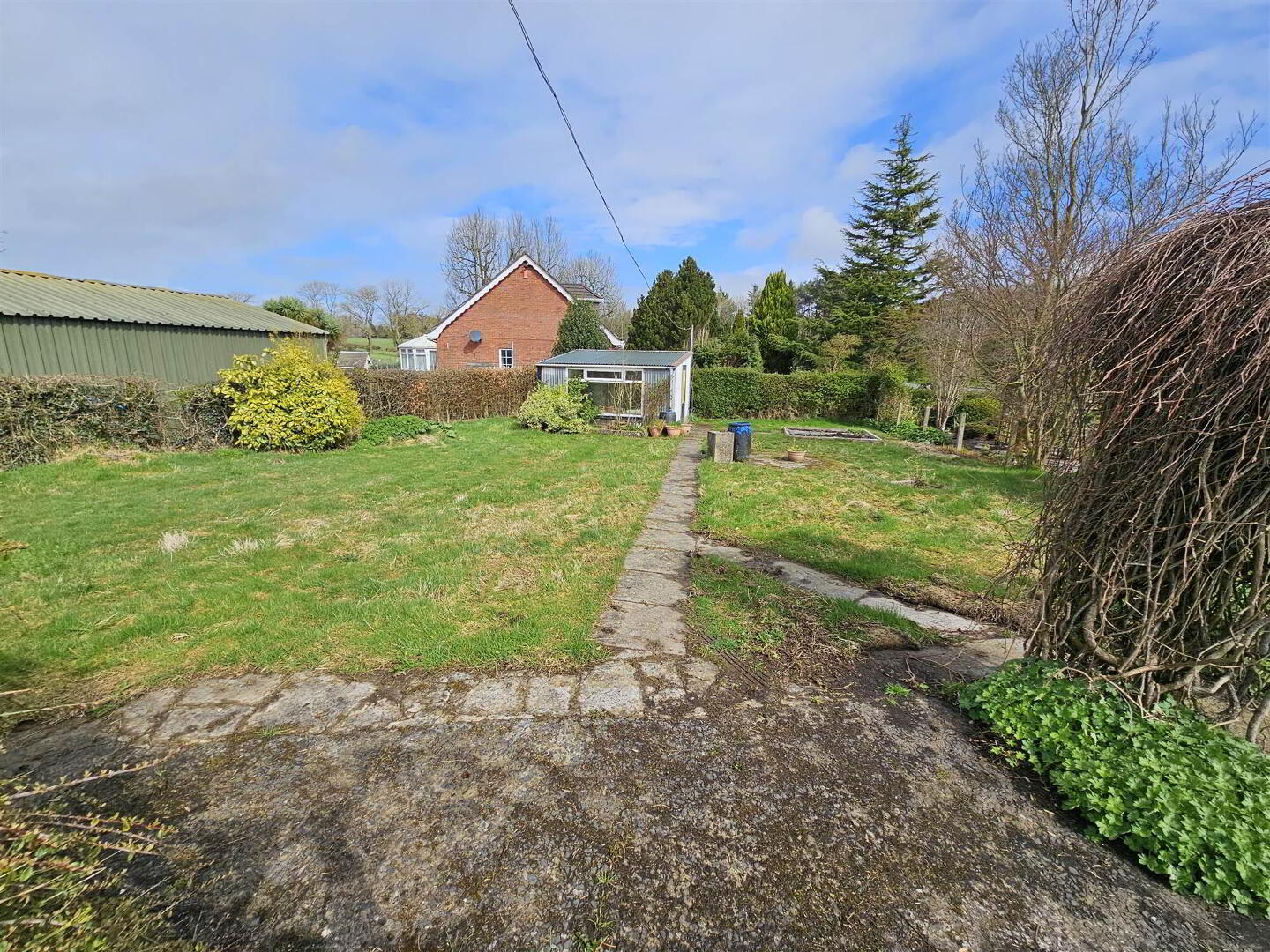 135 Hillsborough Road 14 of 15
